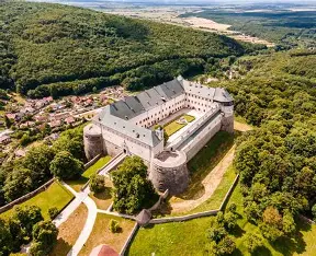 5 Burgen und Schlösser an einem Tag ab Bratislava – Bild 2