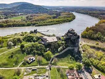 5 Burgen und Schlösser an einem Tag ab Bratislava – Bild 6