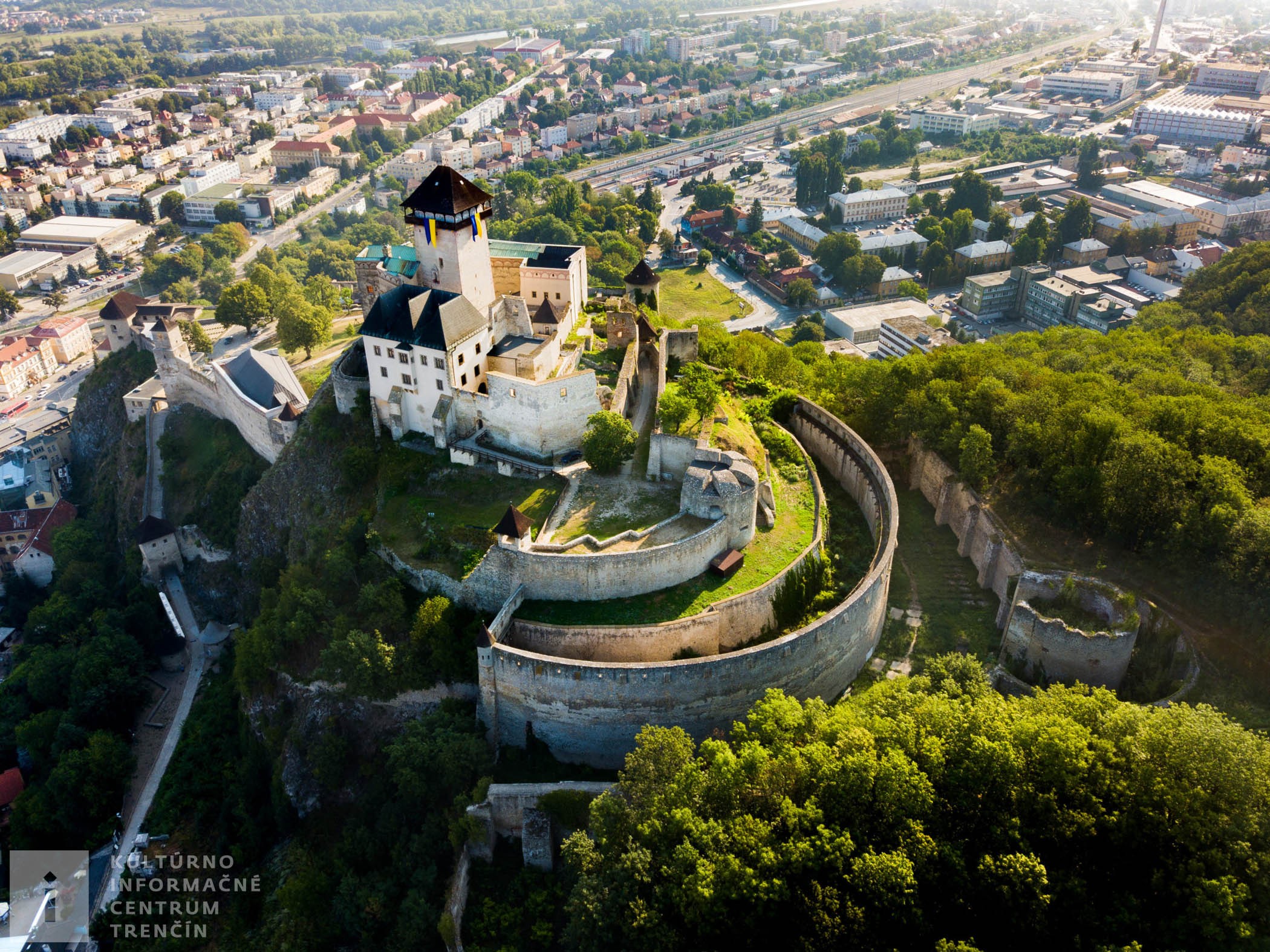 Schloss Bojnice, Burg Trenčín & Familienabenteuer – Bild 6
